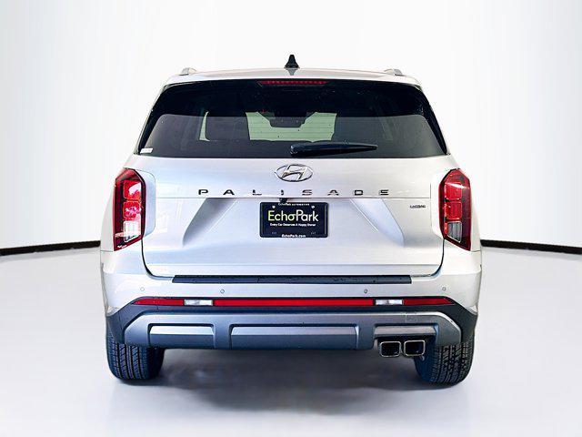 used 2024 Hyundai Palisade car, priced at $30,897