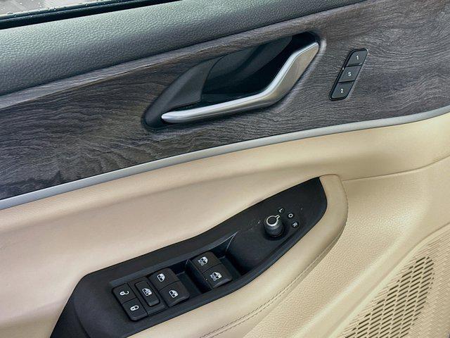 used 2023 Jeep Grand Cherokee L car, priced at $27,397