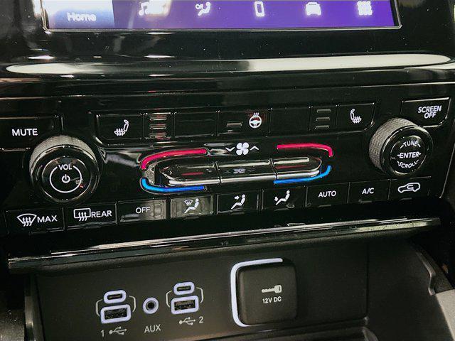 used 2023 Jeep Grand Cherokee car, priced at $30,297