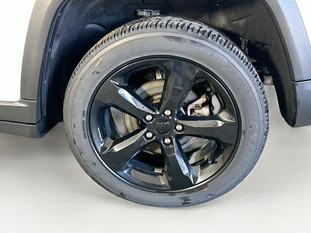 used 2023 Jeep Grand Cherokee car, priced at $30,297