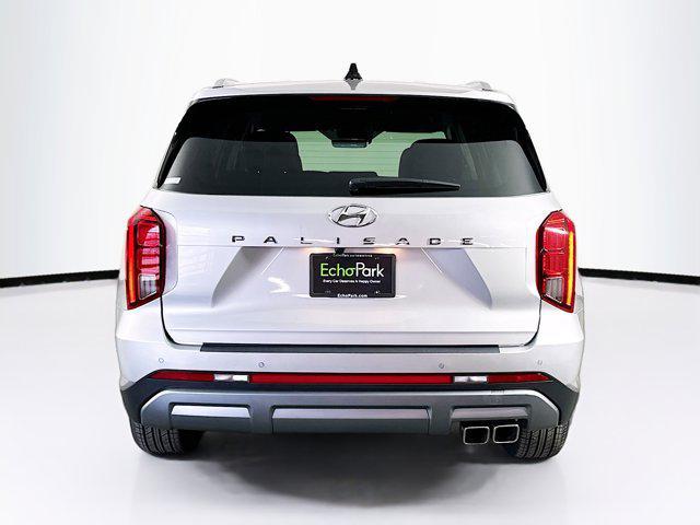 used 2024 Hyundai Palisade car, priced at $30,297