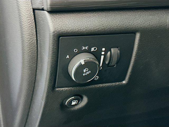 used 2021 Jeep Grand Cherokee car, priced at $17,996