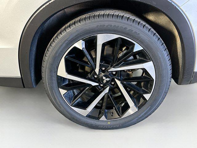 used 2024 Mitsubishi Outlander car, priced at $22,697