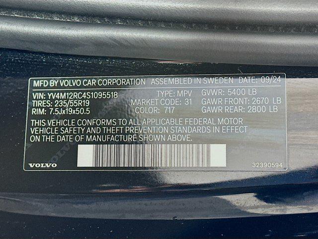 used 2025 Volvo XC60 car, priced at $32,497