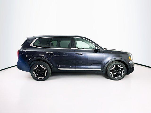 used 2025 Kia Telluride car, priced at $35,987