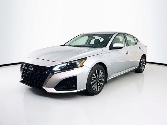 used 2023 Nissan Altima car, priced at $20,689