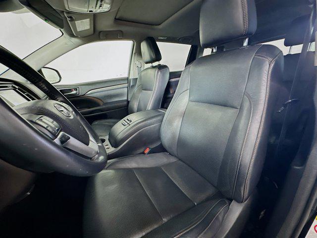 used 2018 Toyota Highlander car, priced at $22,899