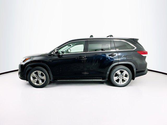 used 2018 Toyota Highlander car, priced at $22,899