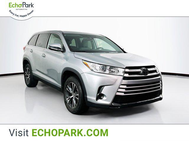 used 2019 Toyota Highlander car, priced at $21,399