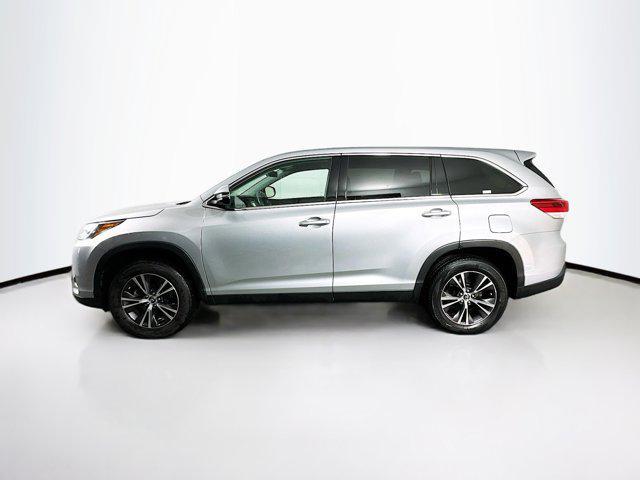 used 2019 Toyota Highlander car, priced at $21,399