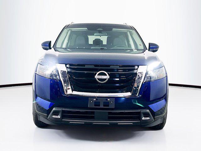 used 2024 Nissan Pathfinder car, priced at $30,997