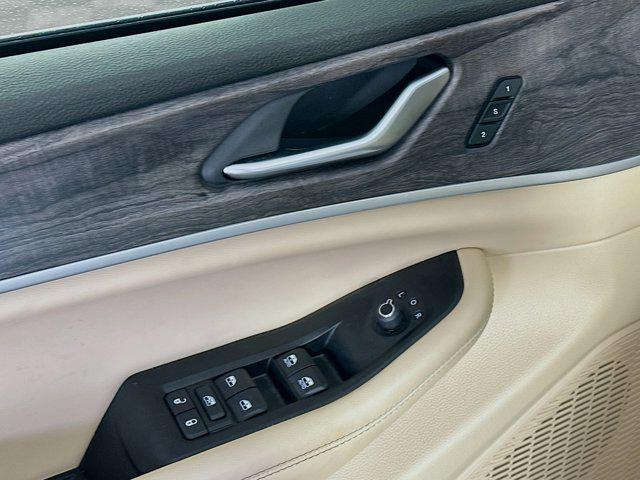 used 2024 Jeep Grand Cherokee L car, priced at $37,997