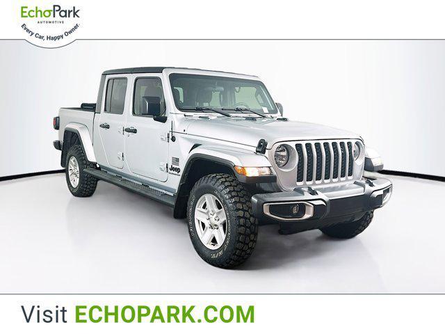 used 2022 Jeep Gladiator car, priced at $28,589