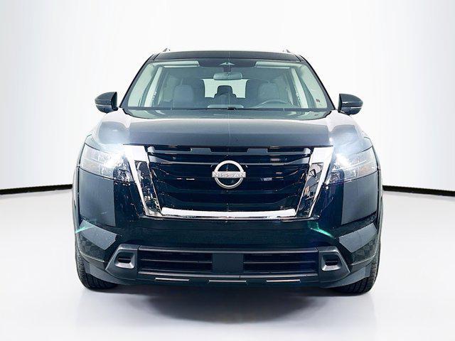 used 2024 Nissan Pathfinder car, priced at $30,897