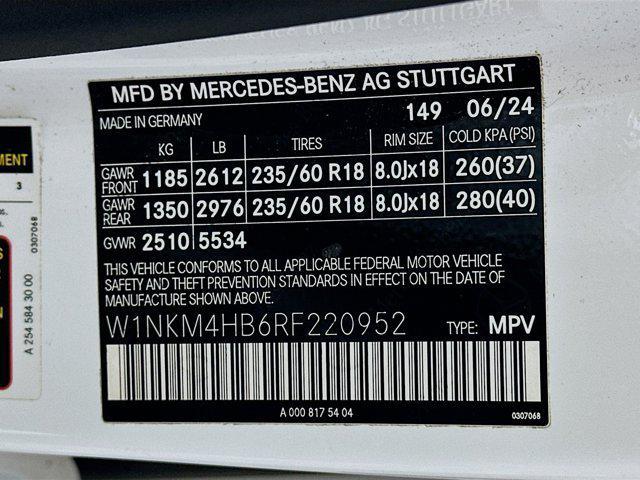 used 2024 Mercedes-Benz GLC 300 car, priced at $34,987