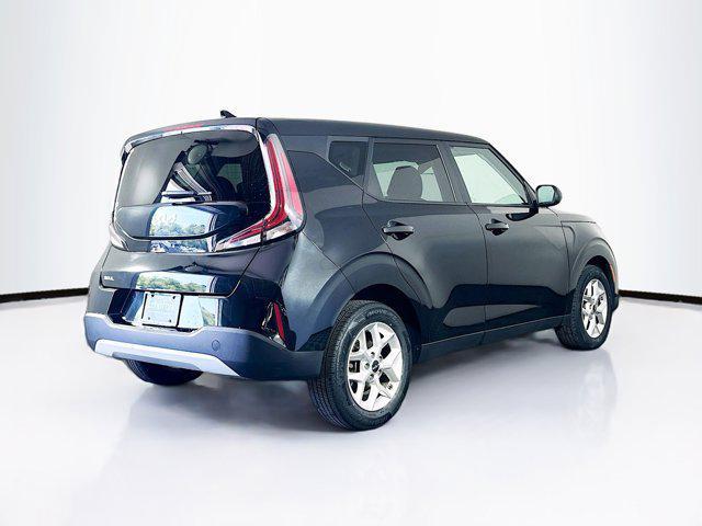 used 2024 Kia Soul car, priced at $16,497