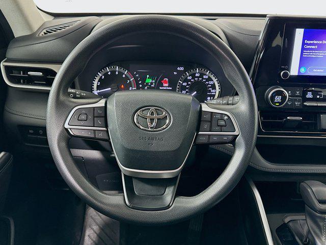 used 2023 Toyota Highlander car, priced at $31,689