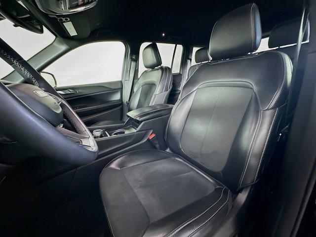 used 2024 Jeep Grand Cherokee car, priced at $29,996