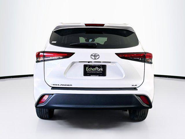 used 2023 Toyota Highlander car, priced at $32,697