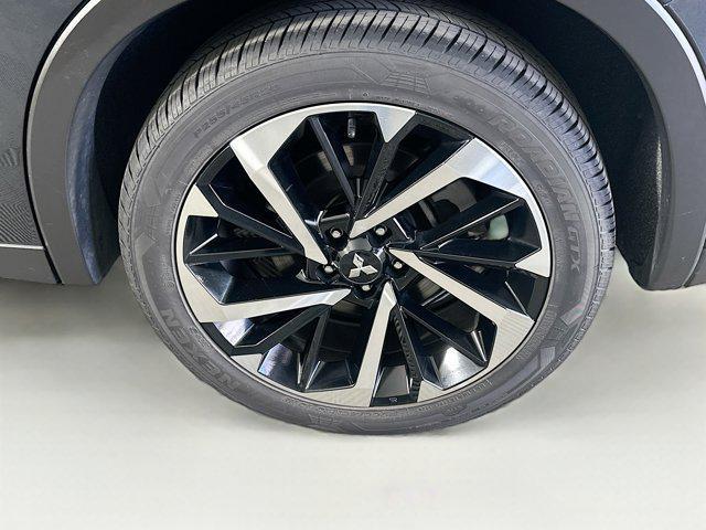used 2024 Mitsubishi Outlander car, priced at $24,997