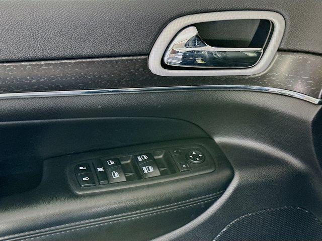 used 2018 Jeep Grand Cherokee car, priced at $17,987