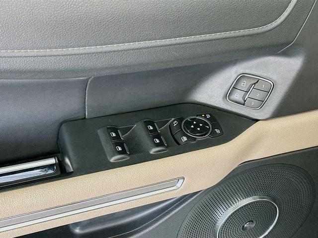 used 2023 Ford Expedition car, priced at $40,497