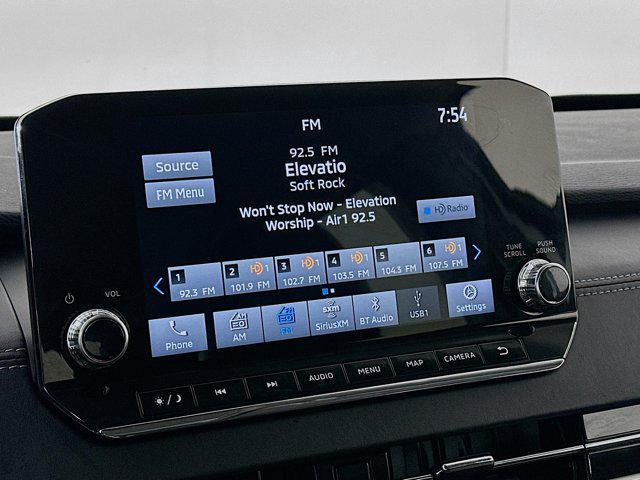 used 2024 Mitsubishi Outlander car, priced at $23,287