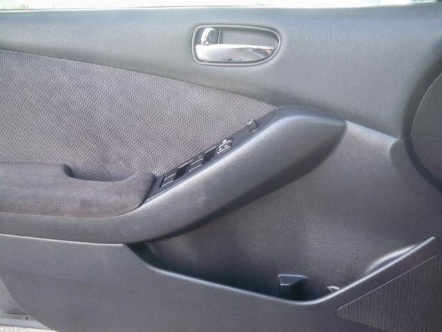 used 2008 Nissan Altima car, priced at $3,270