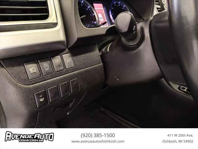 used 2019 Toyota Highlander car, priced at $23,701