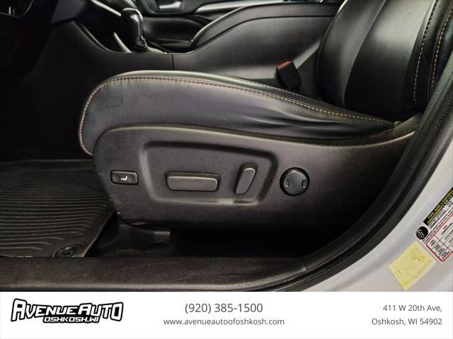 used 2019 Toyota Highlander car, priced at $23,701