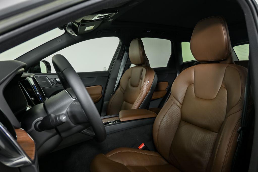 used 2023 Volvo XC60 car, priced at $40,798