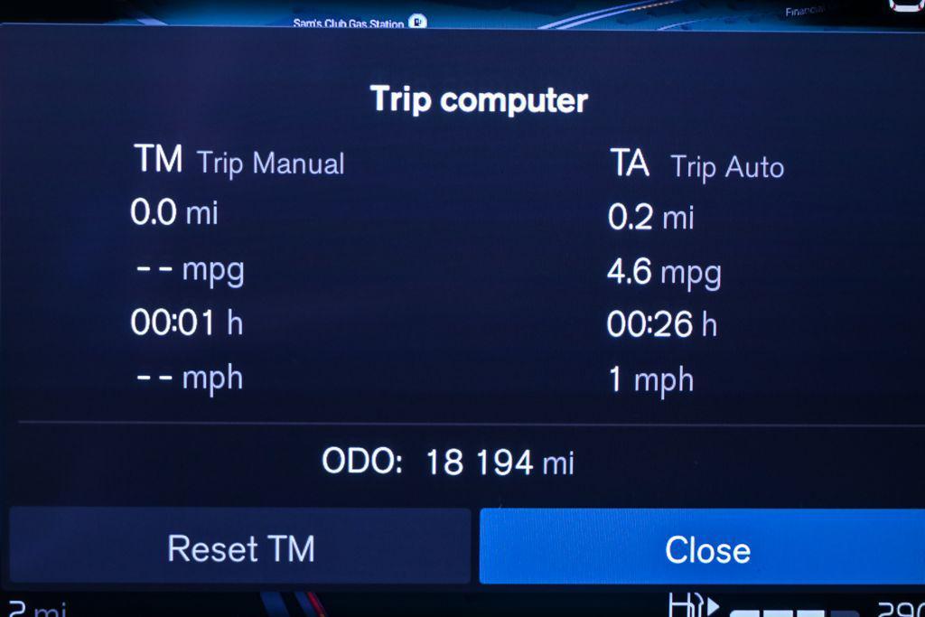 used 2024 Volvo XC40 car, priced at $34,348