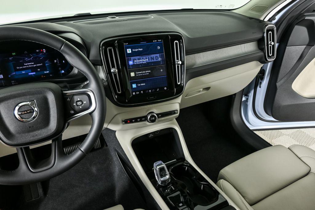 used 2024 Volvo XC40 car, priced at $39,699