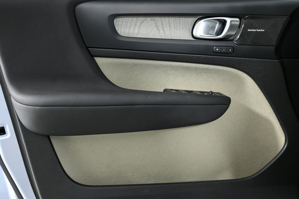 used 2024 Volvo XC40 car, priced at $39,699