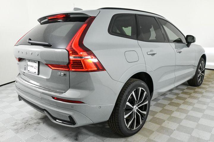 new 2025 Volvo XC60 car, priced at $52,885