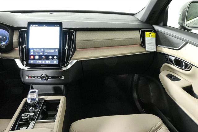 new 2025 Volvo XC90 car, priced at $60,725