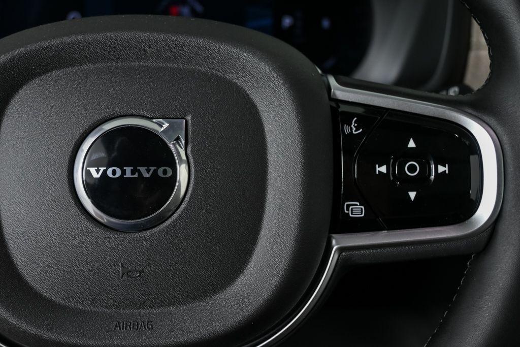 new 2026 Volvo XC90 car, priced at $71,825