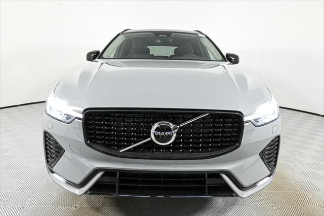 new 2025 Volvo XC60 car, priced at $50,895