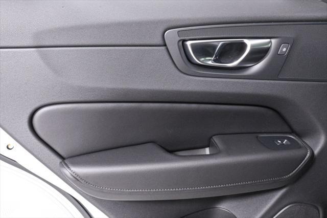 new 2025 Volvo XC60 car, priced at $50,895