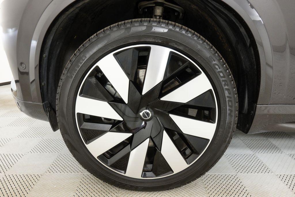 used 2024 Volvo XC90 Recharge Plug-In Hybrid car, priced at $51,657