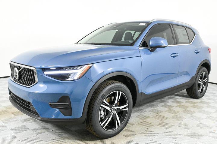 new 2025 Volvo XC40 car, priced at $39,545