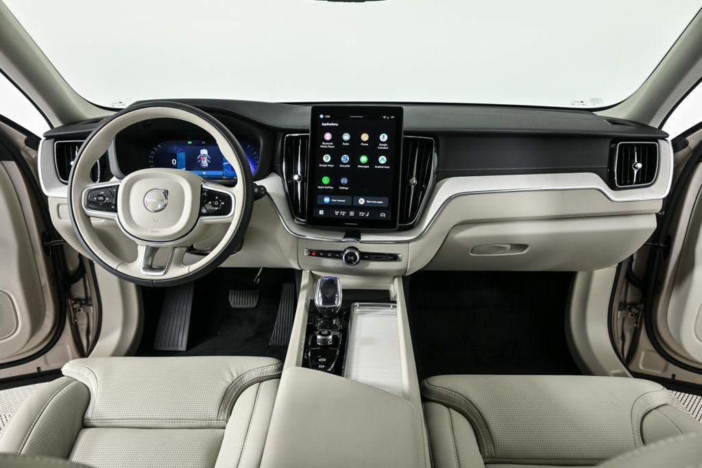 new 2026 Volvo XC60 car