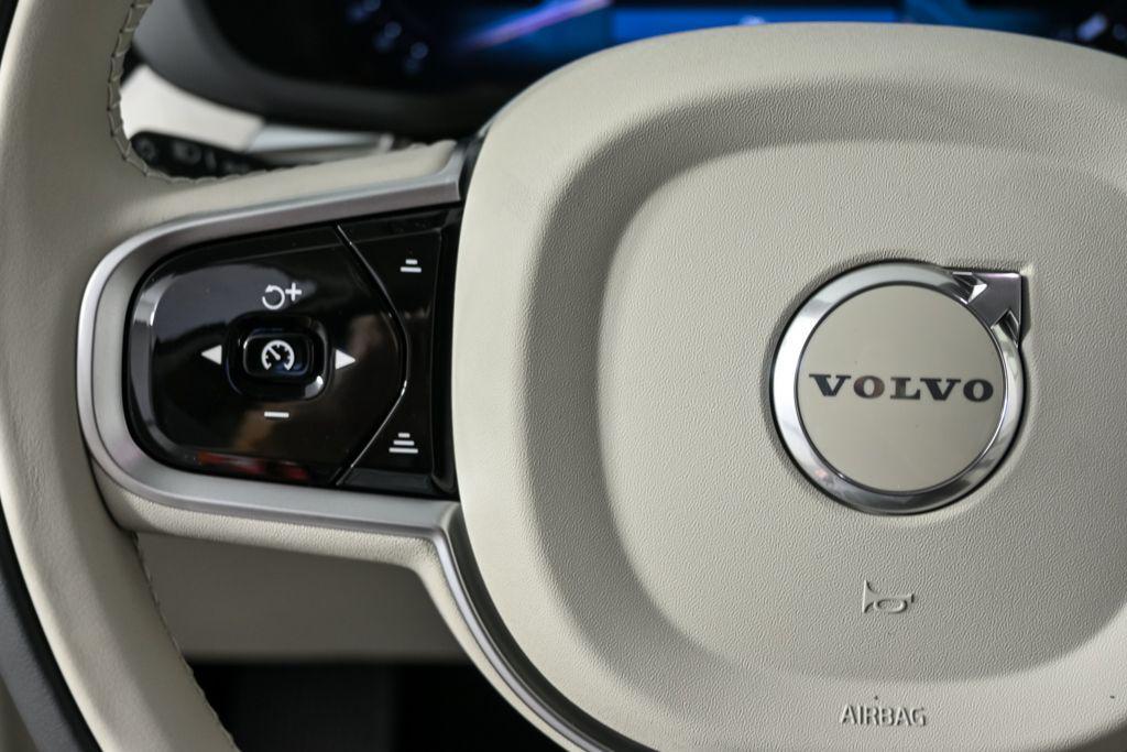 new 2026 Volvo XC60 car