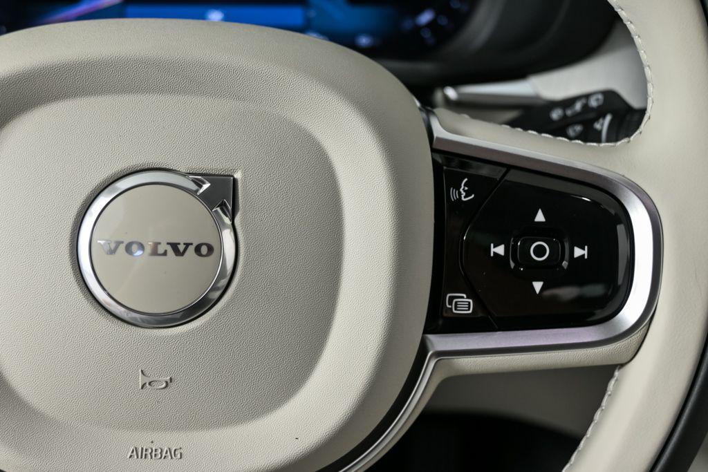 new 2026 Volvo XC60 car