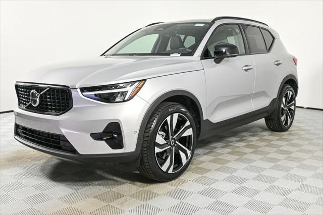 used 2025 Volvo XC40 car, priced at $38,500
