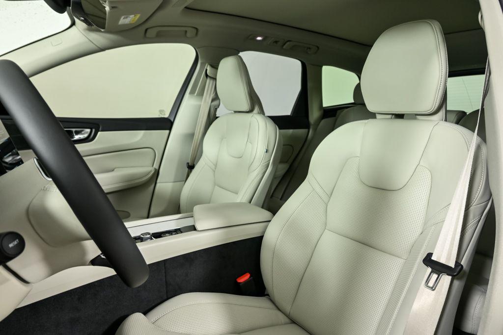 new 2026 Volvo XC60 car