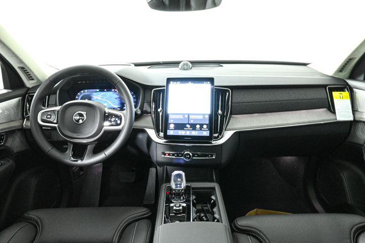 new 2025 Volvo XC90 car, priced at $78,345
