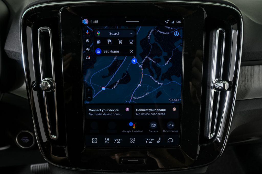 new 2026 Volvo XC40 car