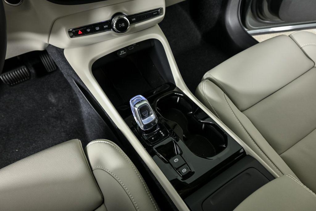 new 2026 Volvo XC40 car, priced at $53,525