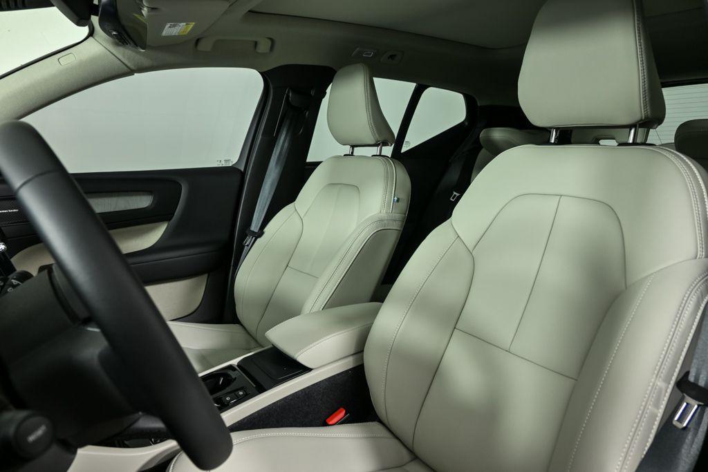 new 2026 Volvo XC40 car, priced at $53,525